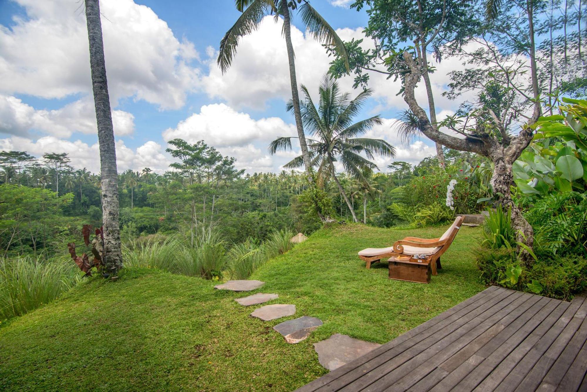 Dewi Tara Haven Bed & Breakfast กีอันยาร์ ภายนอก รูปภาพ