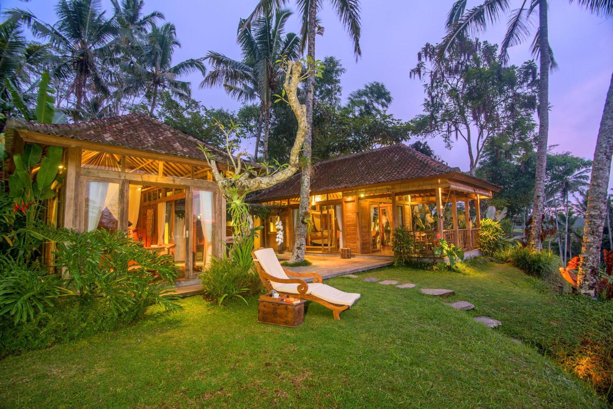 Dewi Tara Haven Bed & Breakfast กีอันยาร์ ภายนอก รูปภาพ
