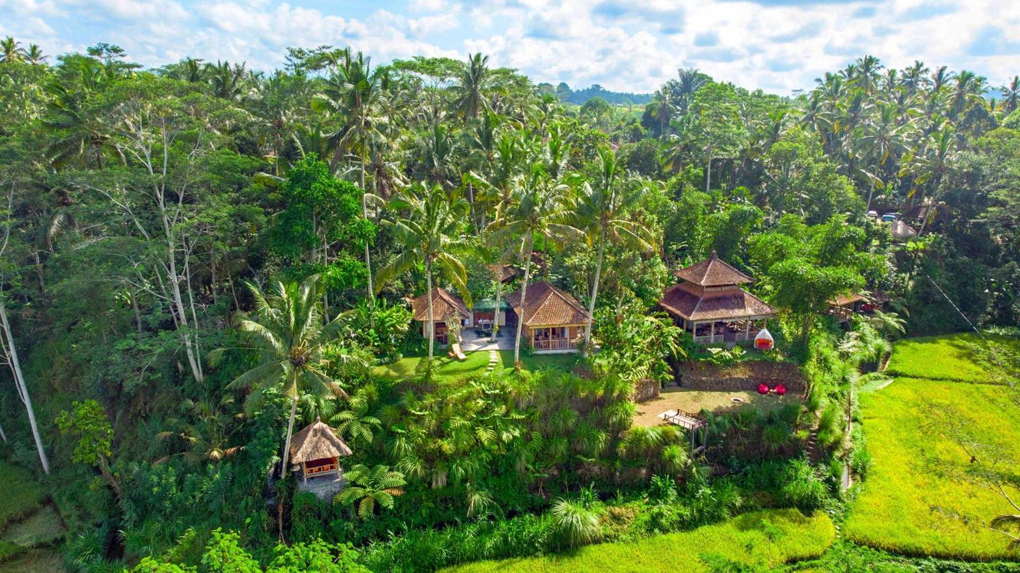 Dewi Tara Haven Bed & Breakfast กีอันยาร์ ภายนอก รูปภาพ