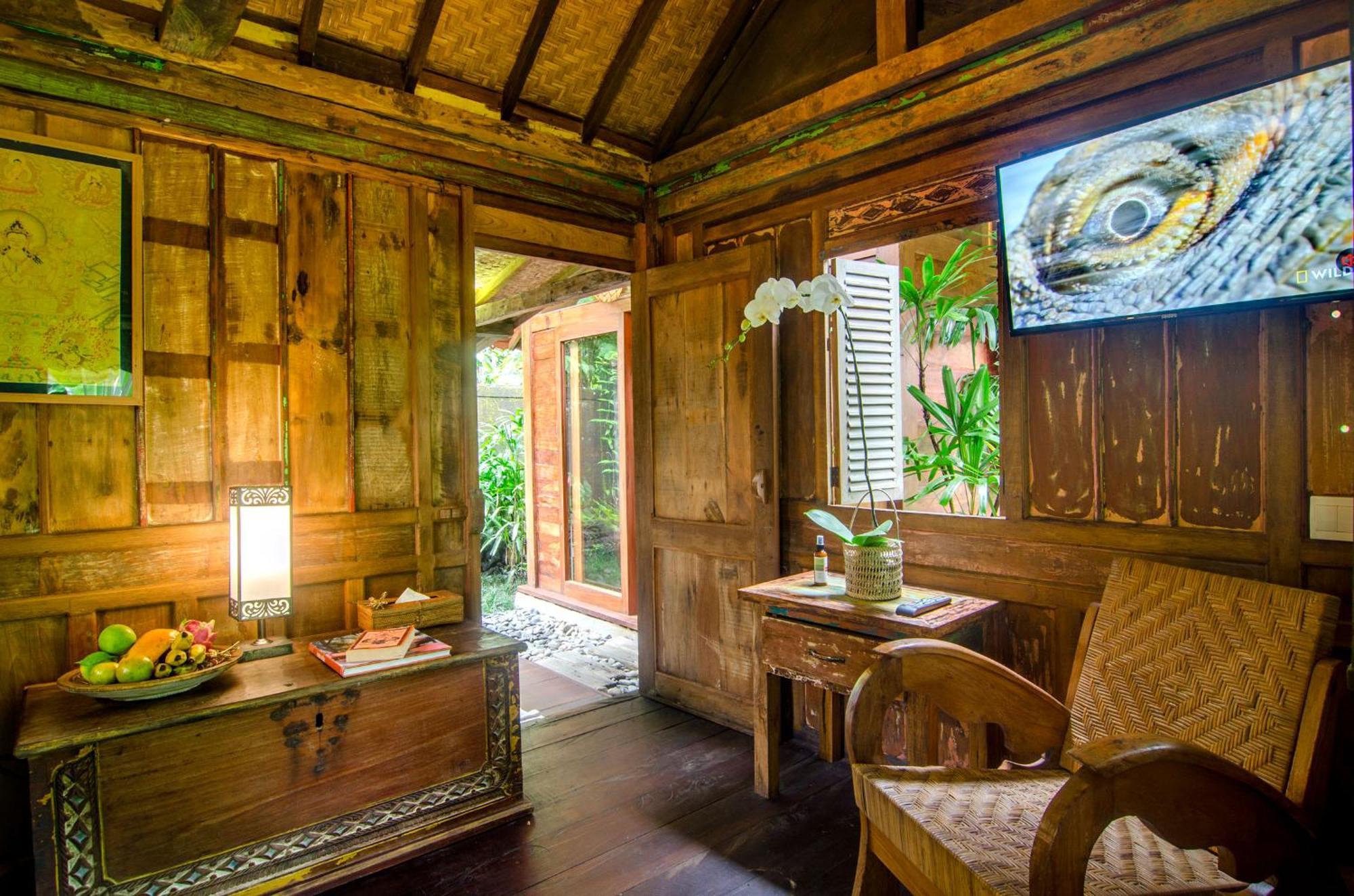 Dewi Tara Haven Bed & Breakfast กีอันยาร์ ห้อง รูปภาพ