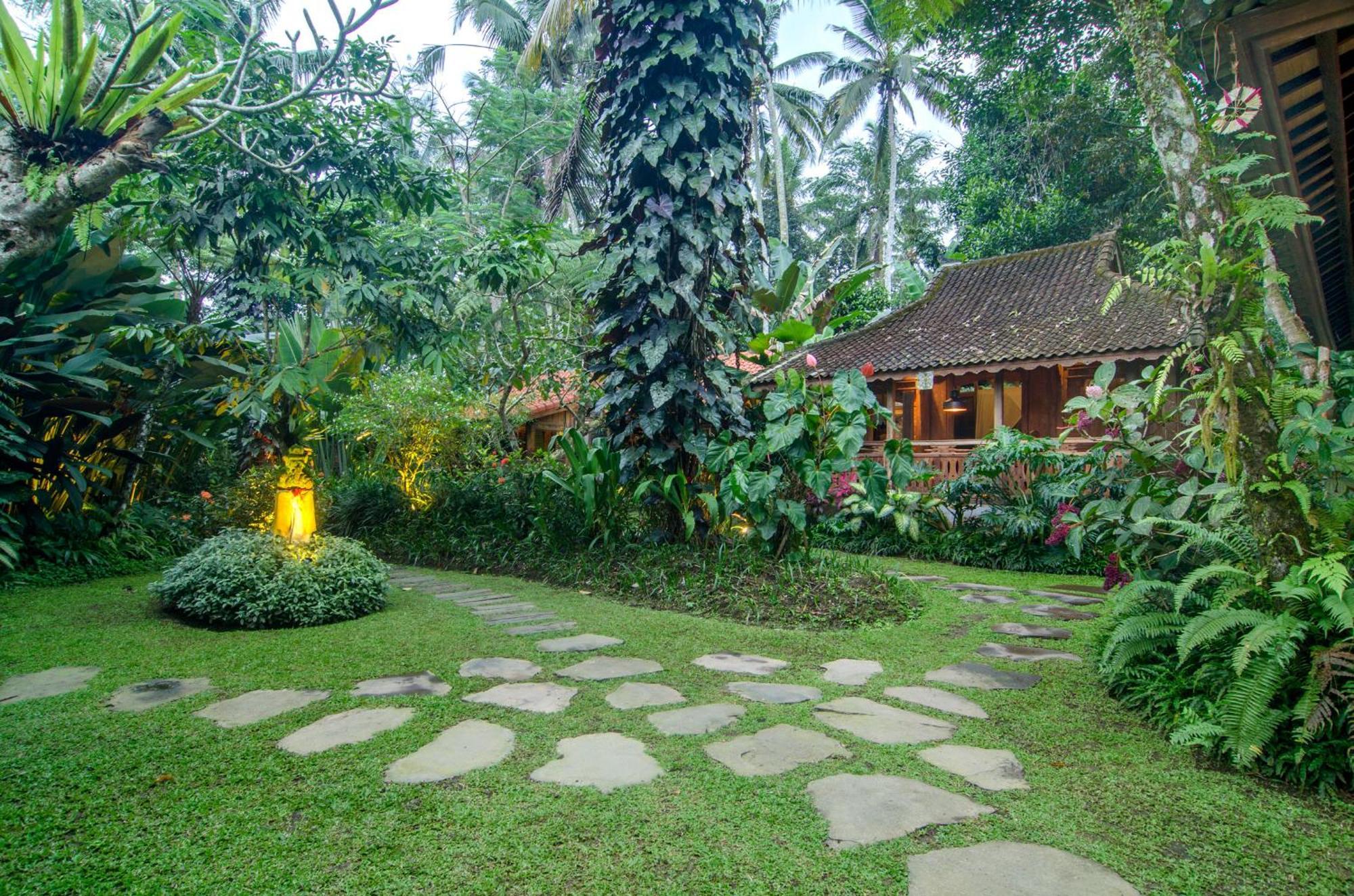 Dewi Tara Haven Bed & Breakfast กีอันยาร์ ห้อง รูปภาพ